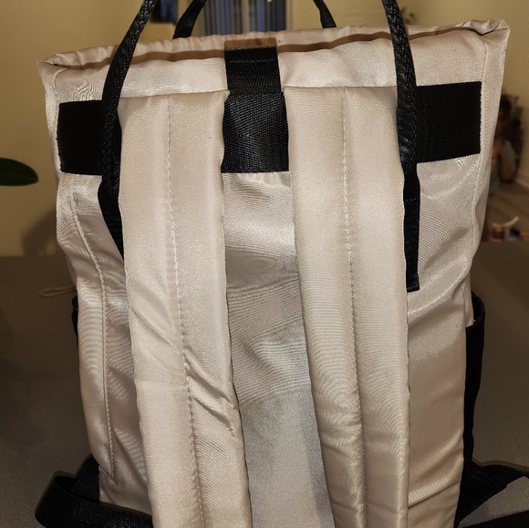 Bear Paw Laptop Bag 🎒 - Picture 4 of 4